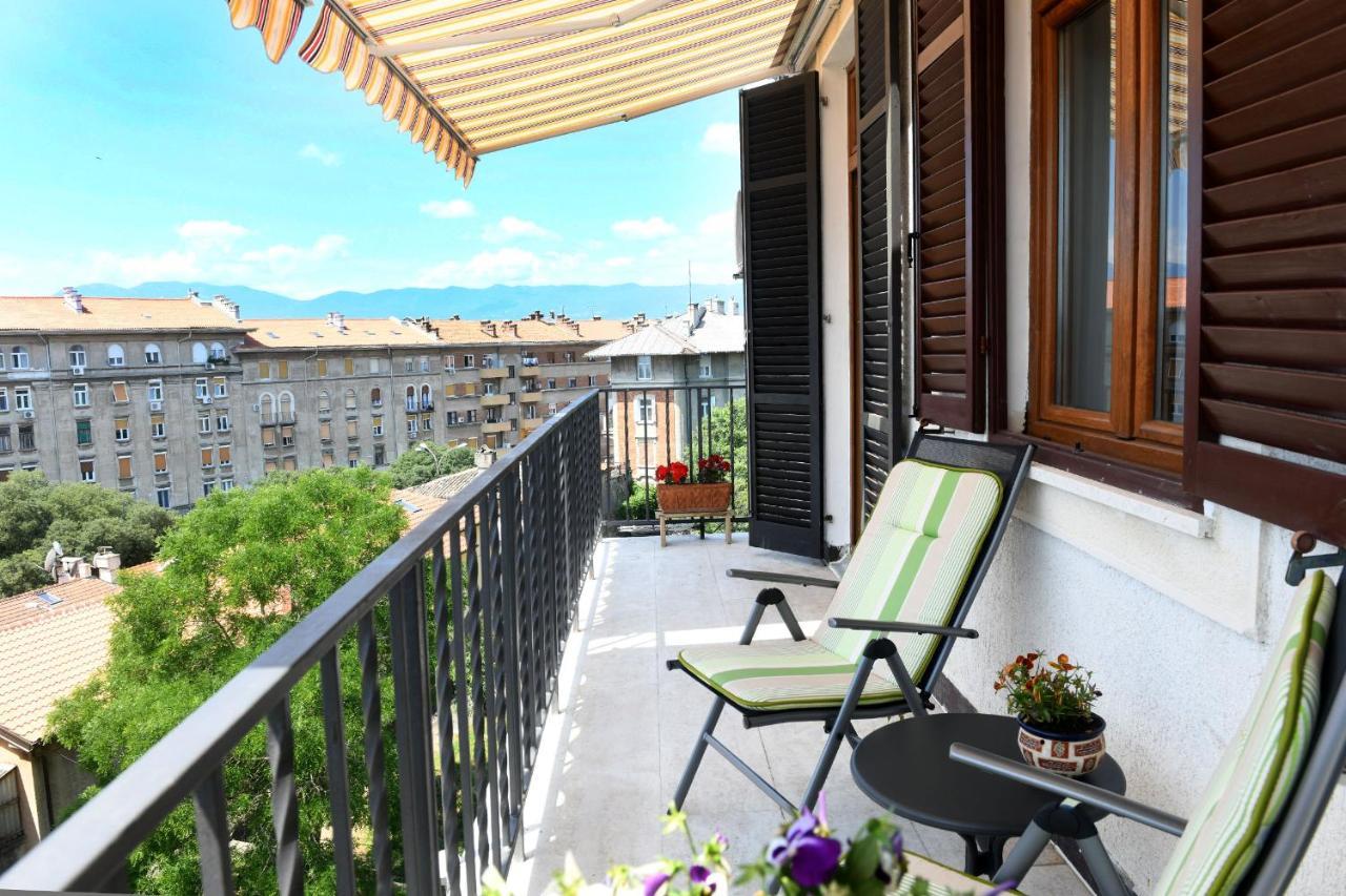 Divia Apartment Rijeka Exterior foto